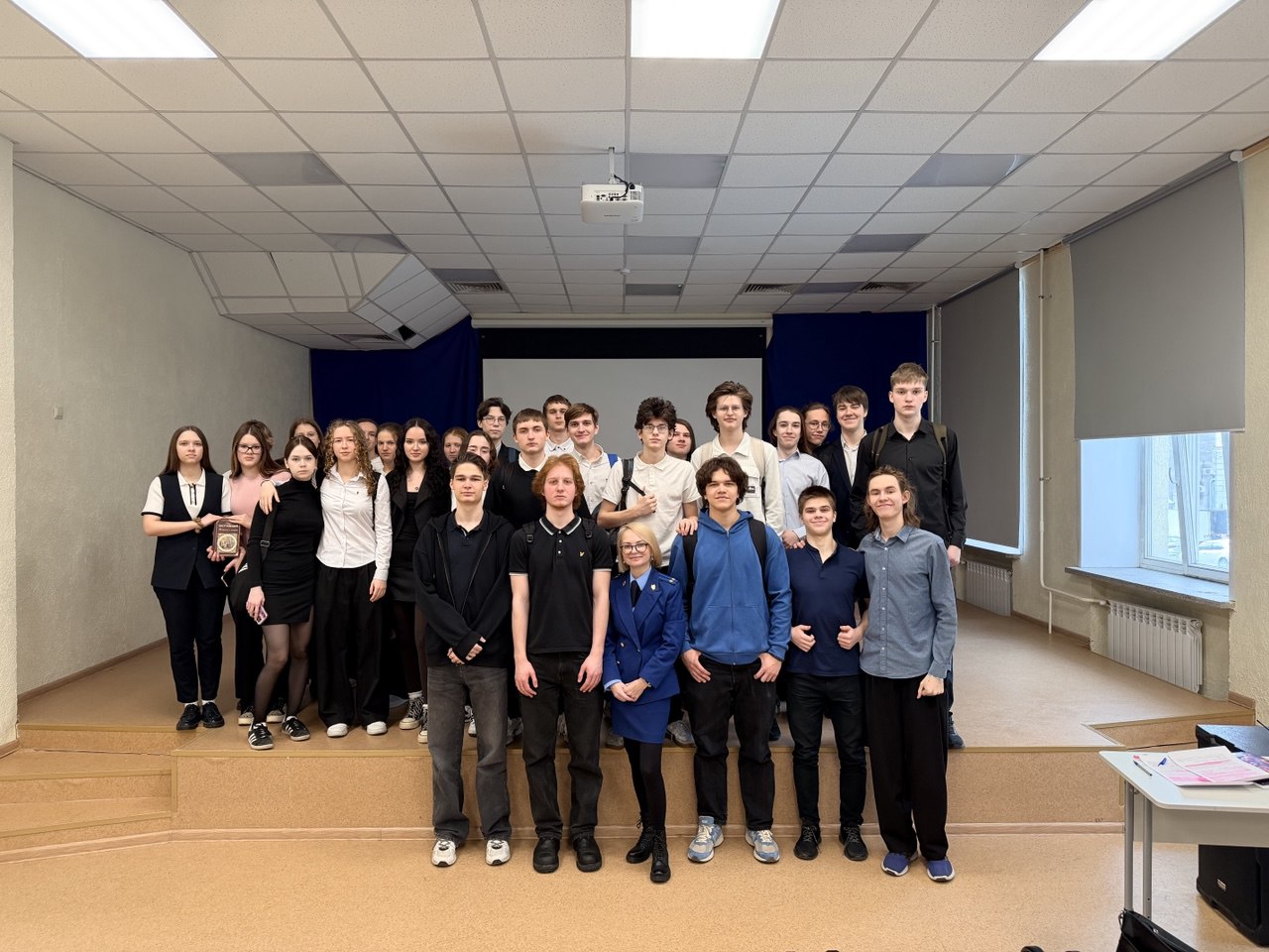 Правовое просвещение в Лицее №12: Встреча с экспертом Ассоциации юристов России.